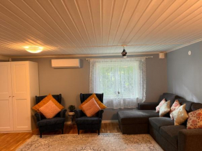 Röd Stuga, Södertälje